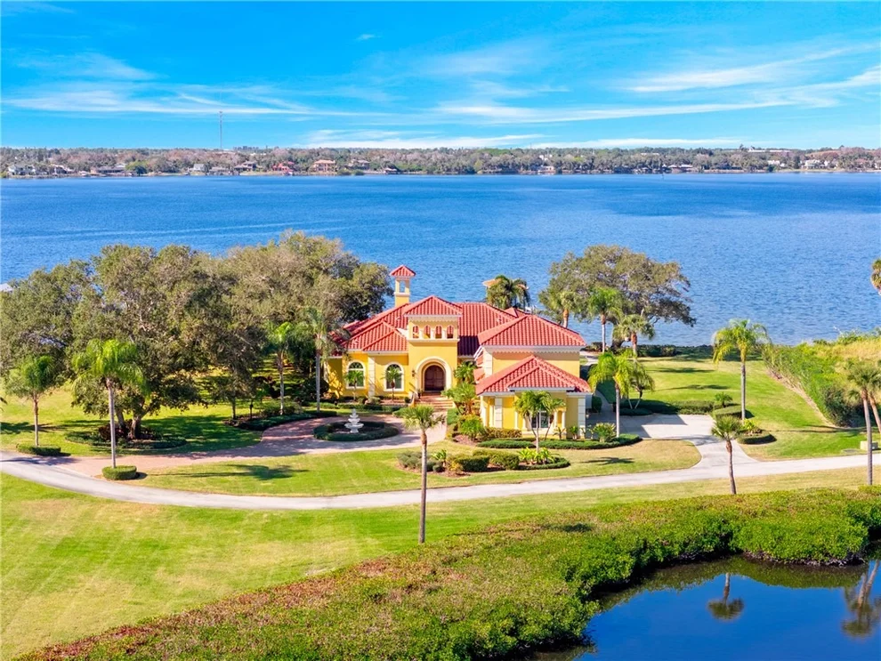 Unit for sale at 265 Stewart Drive, Merritt Island, FL 32952