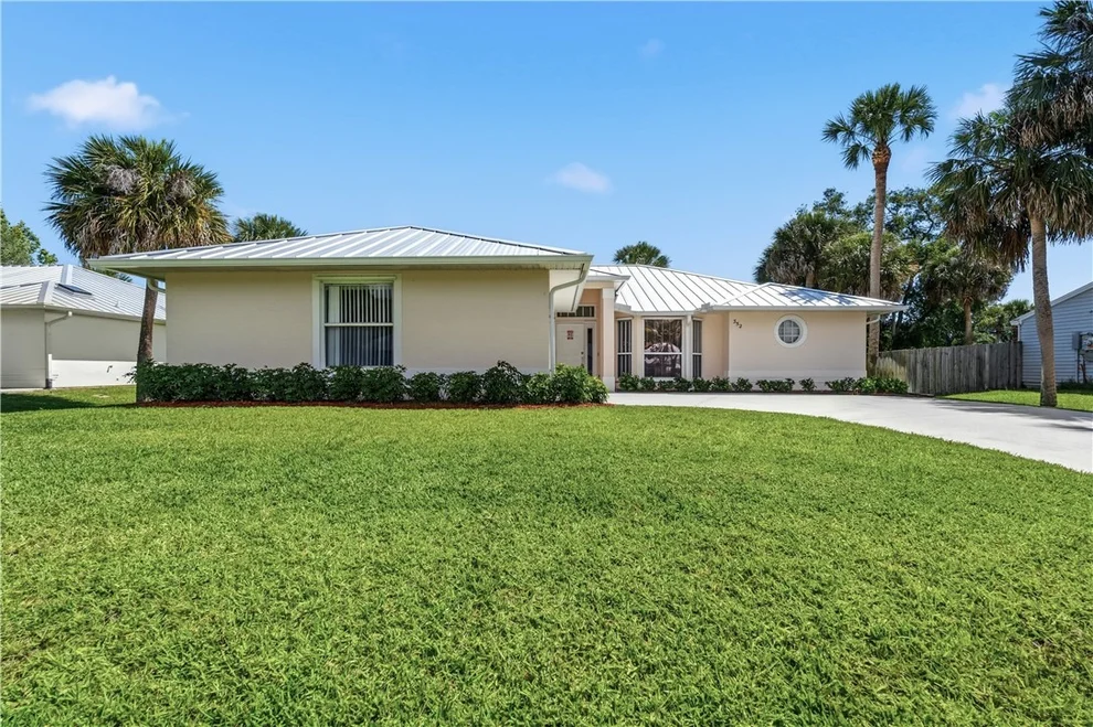 Unit for sale at 352 Quarry Lane, Sebastian, FL 32958