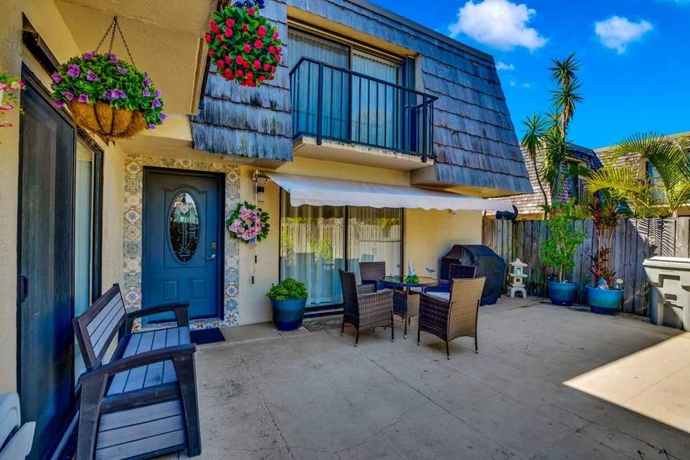 Unit for sale at 360 S Waverly Place, Vero Beach, FL 32960