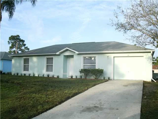 Unit for sale at 144 S Elm Street, Fellsmere, FL 32948