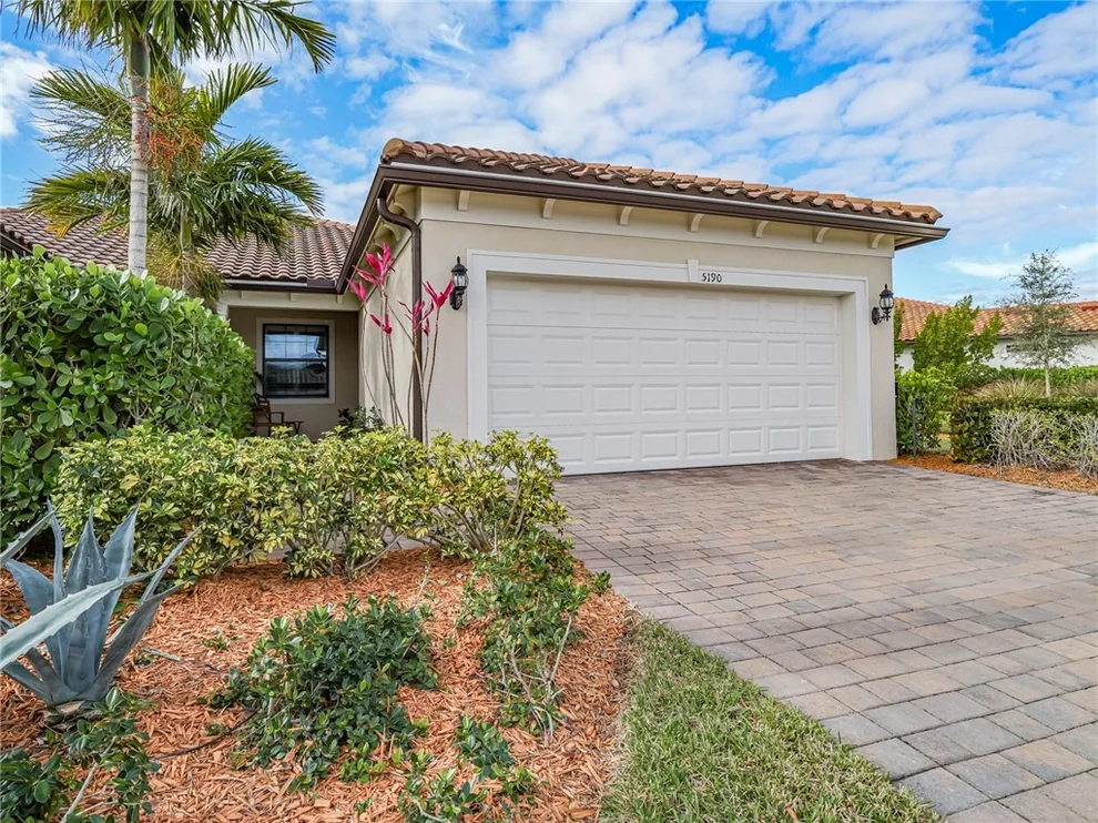 Unit for sale at 5190 Unity Square, Vero Beach, FL 32967