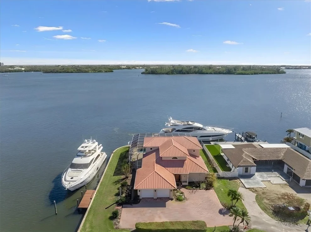 Unit for sale at 2 Seahorse Lane, Vero Beach, FL 32960