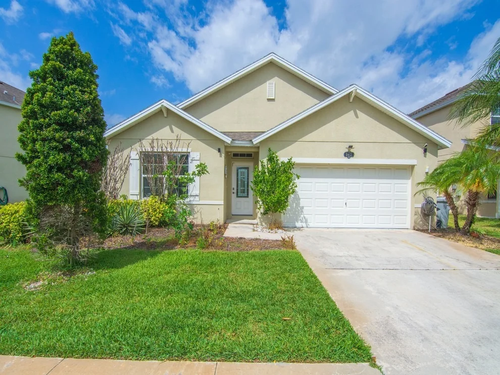 Unit for sale at 343 Lexington Court SW, Vero Beach, FL 32962