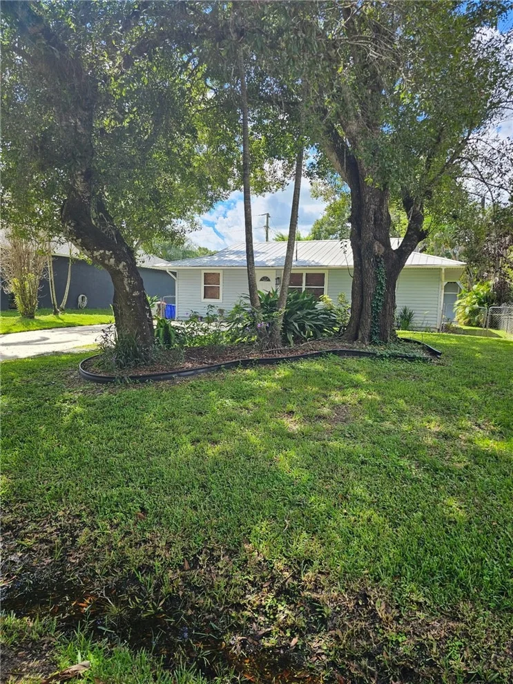 Unit for sale at 6475 5th Street, Vero Beach, FL 32968
