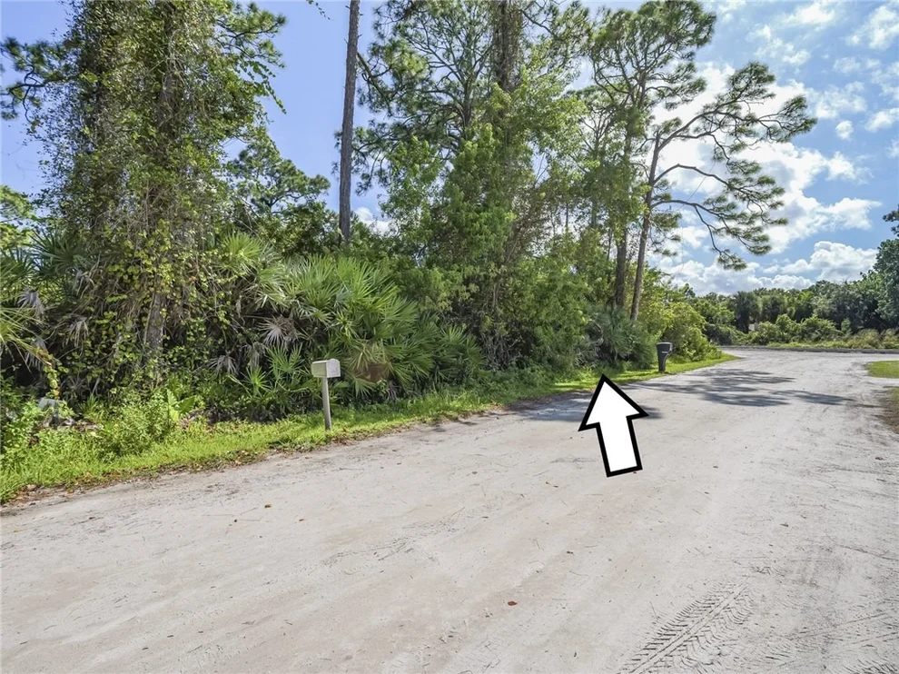 Unit for sale at 1290 10th Court SW, Vero Beach, FL 32962