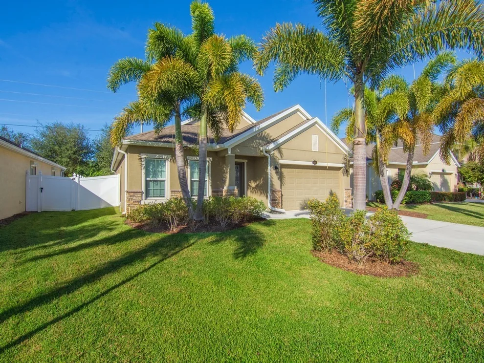 Unit for sale at 8095 Westfield Circle, Vero Beach, FL 32966