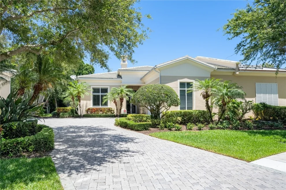 Unit for sale at 1624 Weybridge Circle, Vero Beach, FL 32963