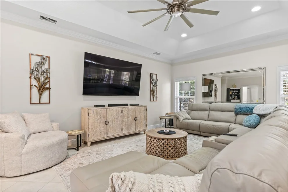 Unit for sale at 5850 Magnolia Lane, Vero Beach, FL 32967