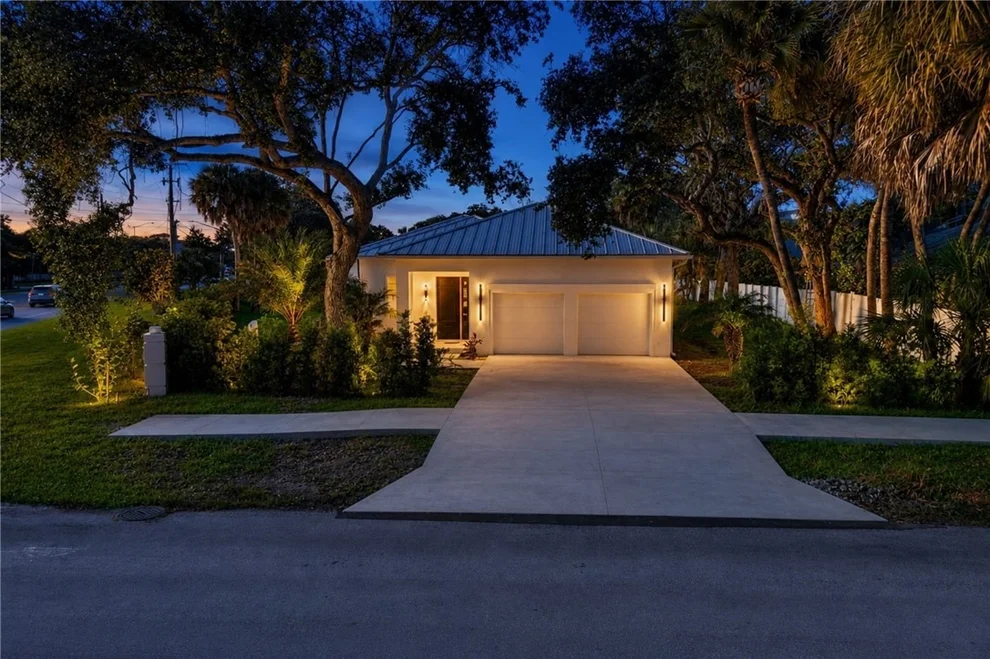 Unit for sale at 901 Jasmine Lane, Vero Beach, FL 32963