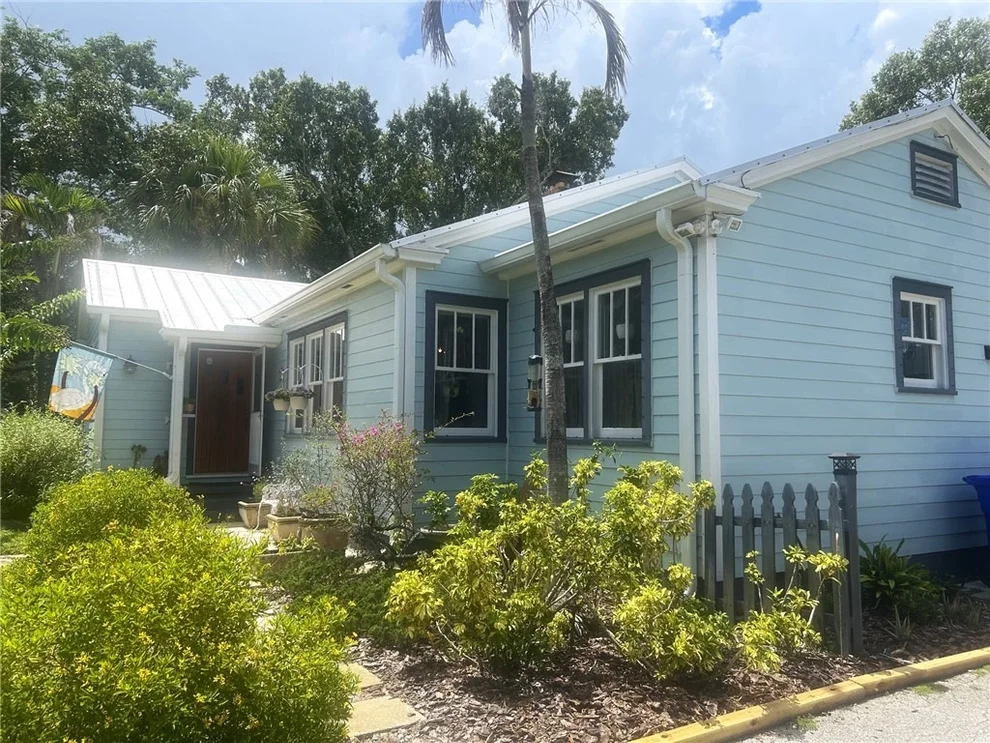 Unit for sale at 1825 21st Avenue, Vero Beach, FL 32960