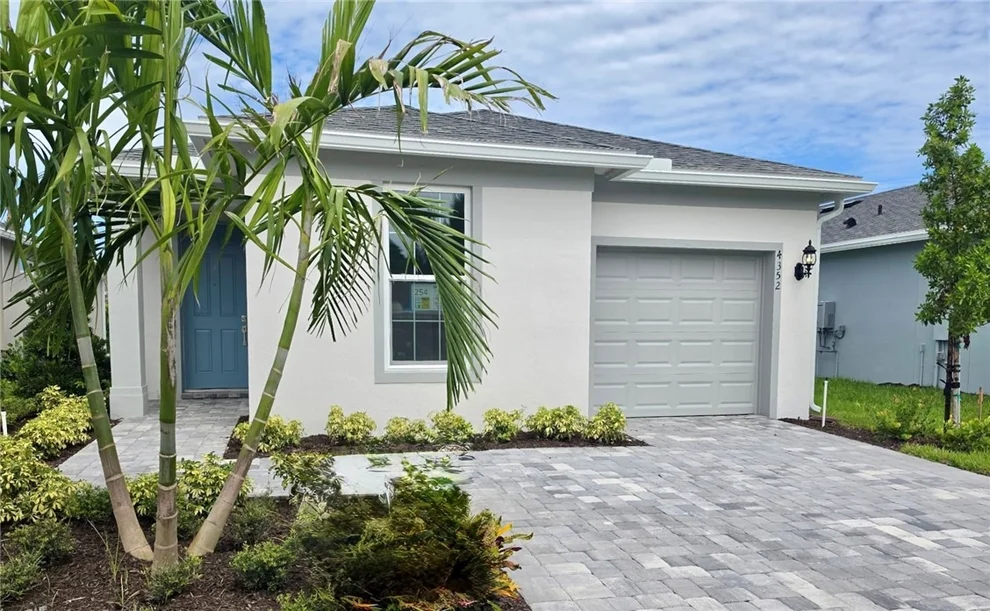 Unit for sale at 4352 Santa Maria Circle, Vero Beach, FL 32967