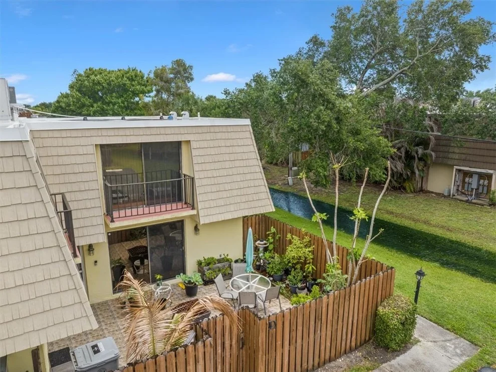 Unit for sale at 1170 6th Avenue, Vero Beach, FL 32960
