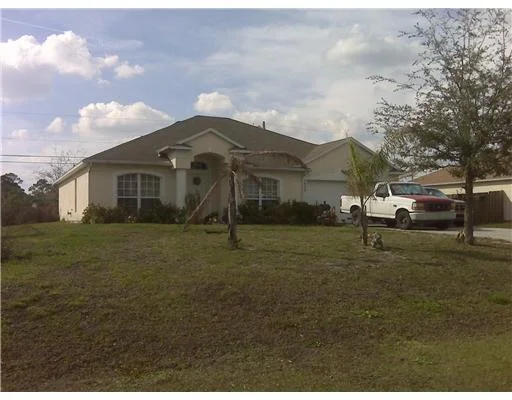 Unit for sale at 7955 105 Avenue, Vero Beach, FL 32967