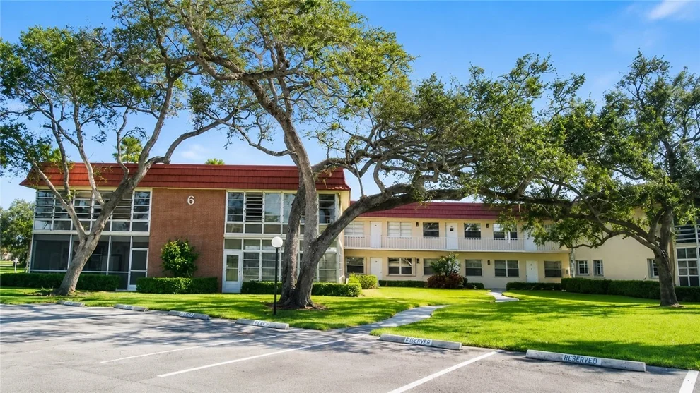 Unit for sale at 6 Vista Palm Lane, Vero Beach, FL 32962