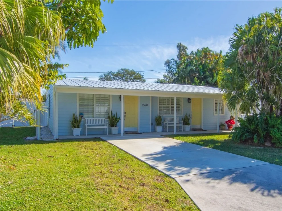Unit for sale at 1520 4th Avenue, Vero Beach, FL 32960
