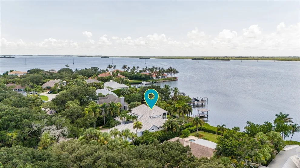 Unit for sale at 995 Winding River Road, Vero Beach, FL 32963
