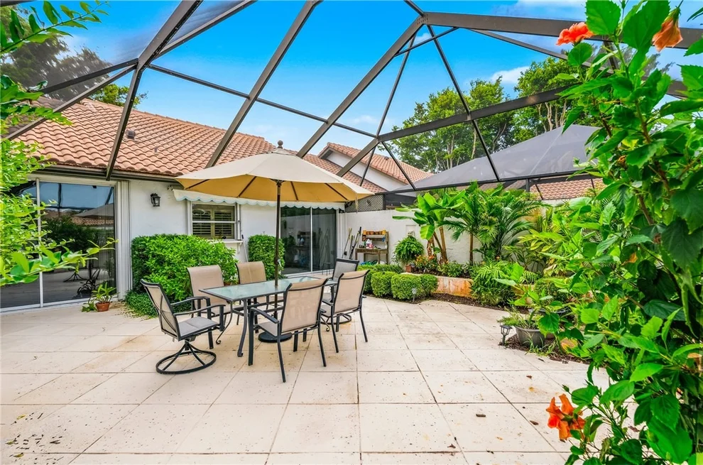 Unit for sale at 2195 Via Fuentes, Vero Beach, FL 32963