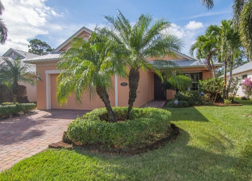 Unit for sale at 223 11th Square SW, Vero Beach, FL 32962