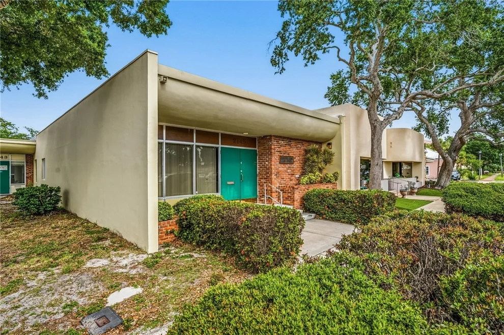 Unit for sale at 2145 15th Avenue, Vero Beach, FL 32960