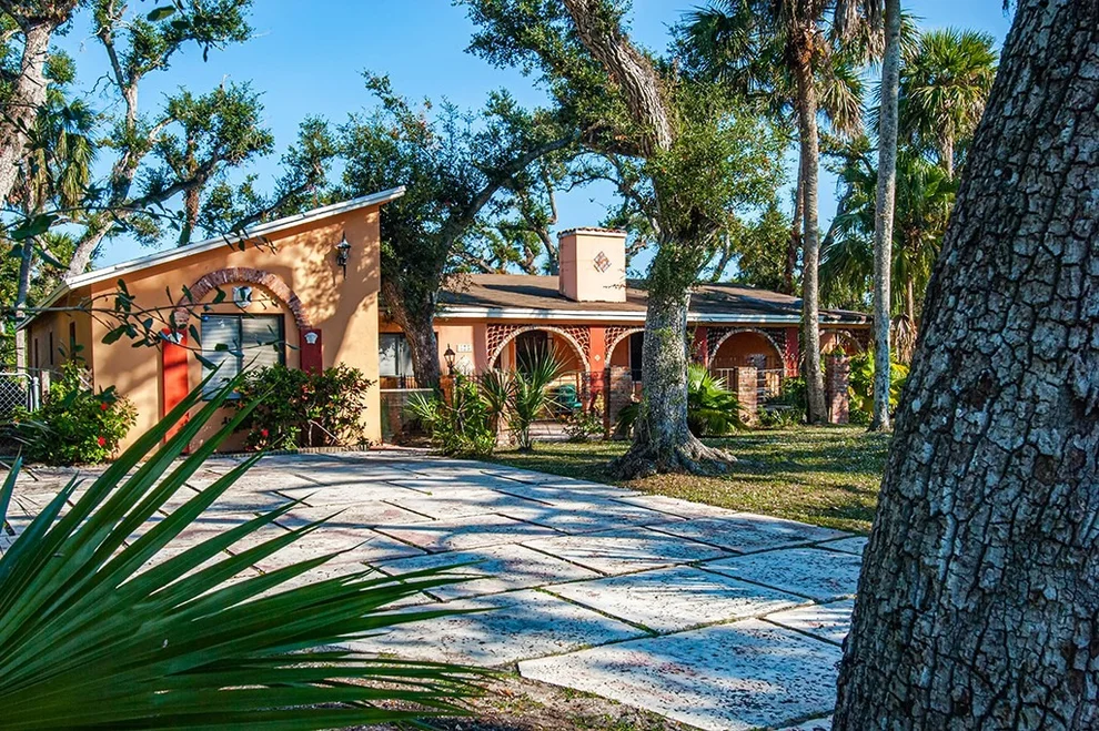 Unit for sale at 575 Acacia Road, Vero Beach, FL 32963