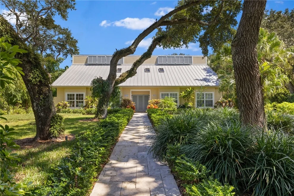 Unit for sale at 1502/1500 Club Drive, Vero Beach, FL 32963