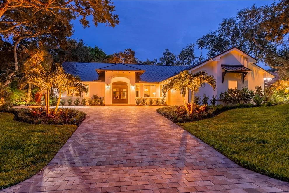 Unit for sale at 1000 Carib Lane, Vero Beach, FL 32963