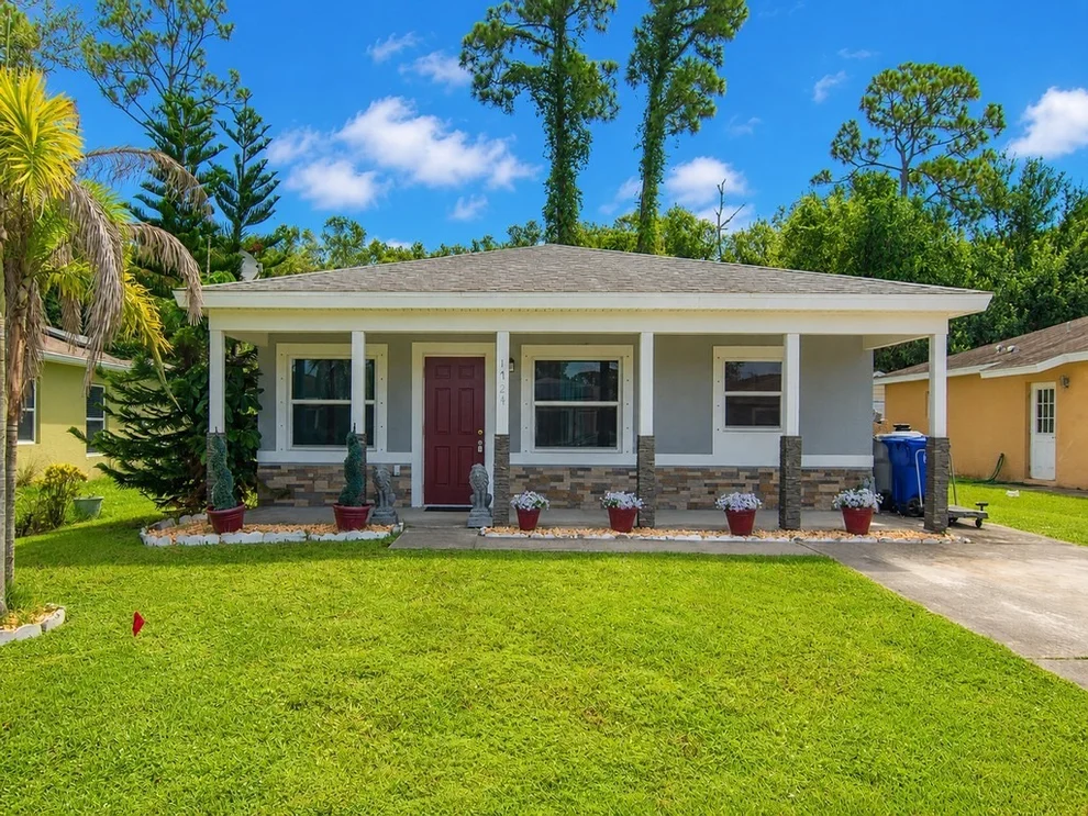 Unit for sale at 1724 10th Way SW, Vero Beach, FL 32962