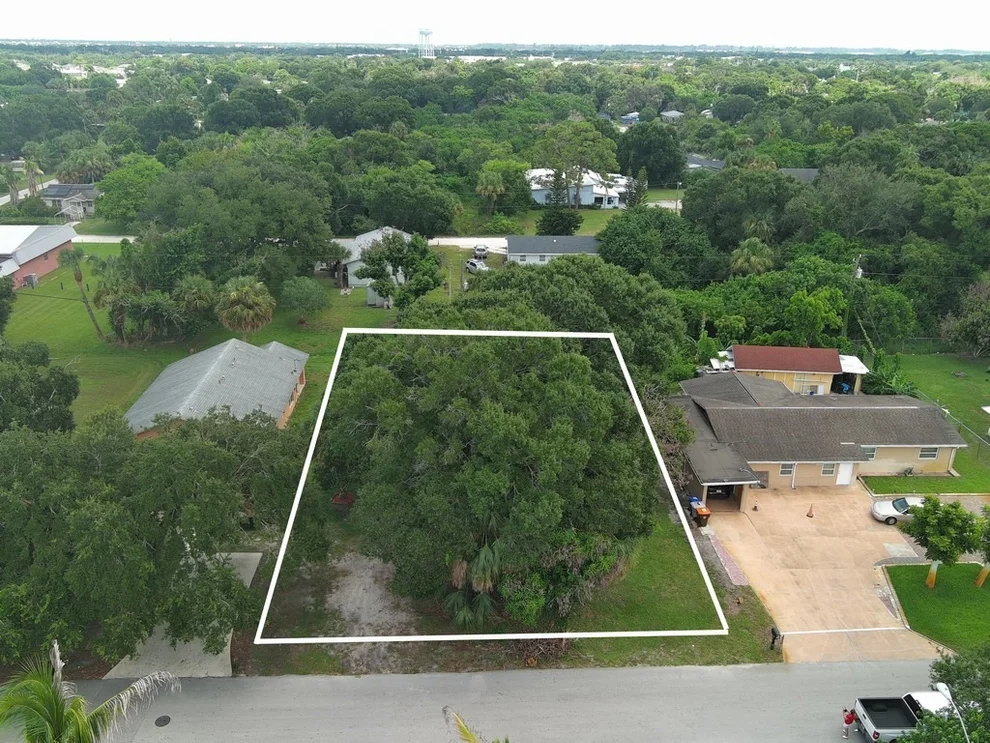 Unit for sale at 4640 38th Avenue, Vero Beach, FL 32967