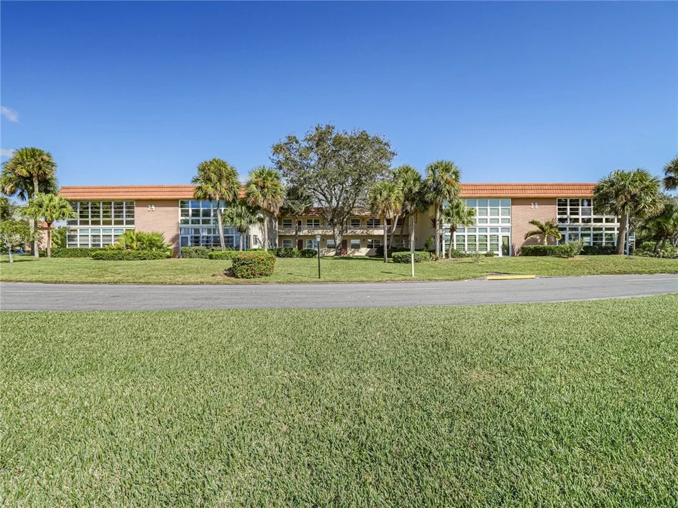 Unit for sale at 29 Vista Gardens Trail, Vero Beach, FL 32962