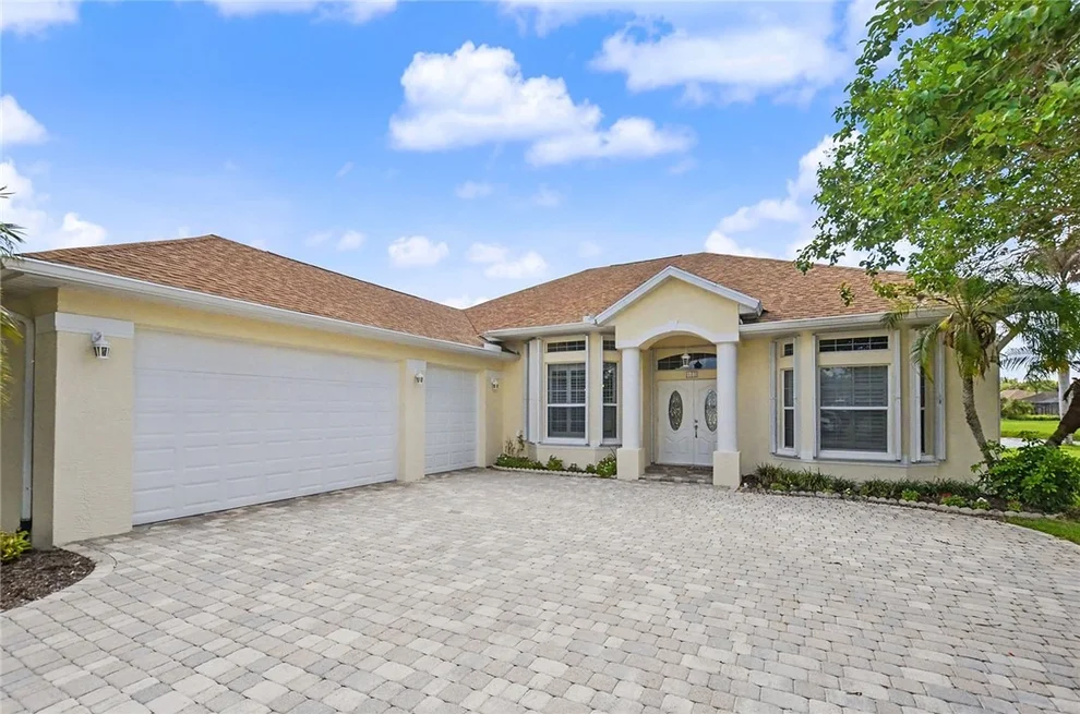 Unit for sale at 680 Sarina Terrace SW, Vero Beach, FL 32968