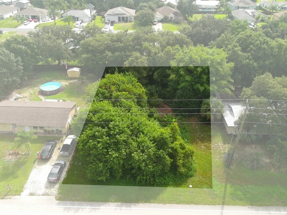 Unit for sale at 649 Roseland Road, Sebastian, FL 32958