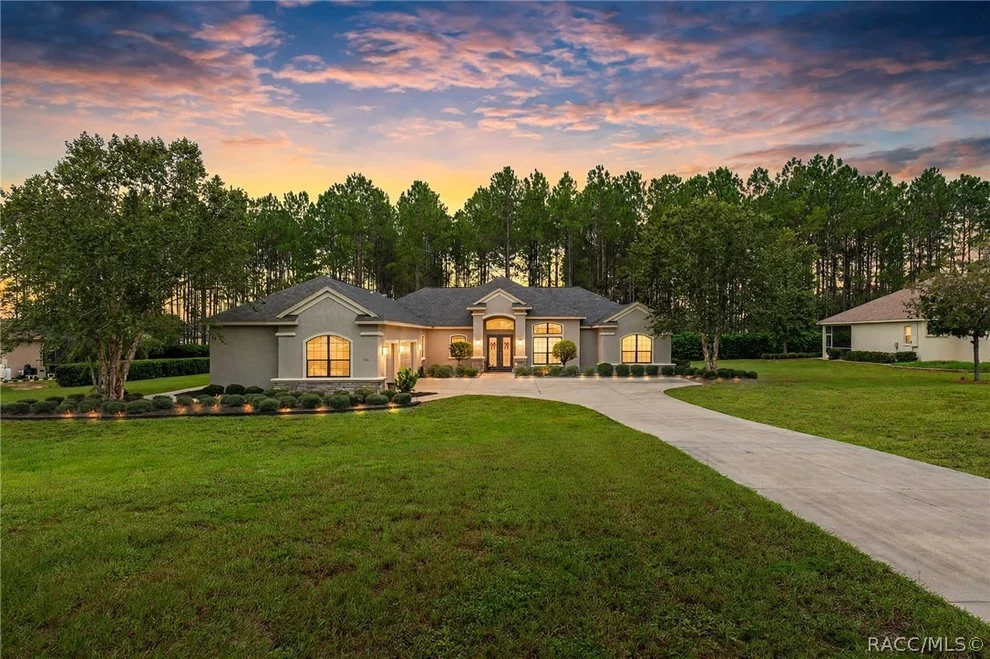 Unit for sale at 104 E Atlantic Street, Hernando, FL 34442