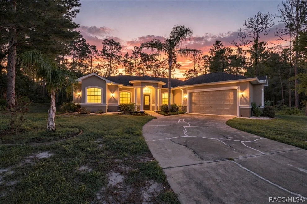 Unit for sale at 25 Sanders Circle, Homosassa, FL 34446