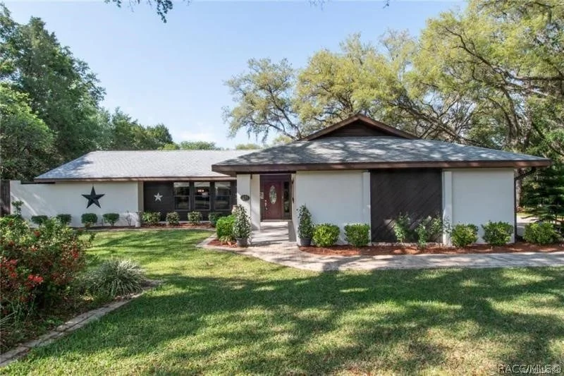 Unit for sale at 335 W Pearson Street, Hernando, FL 34442