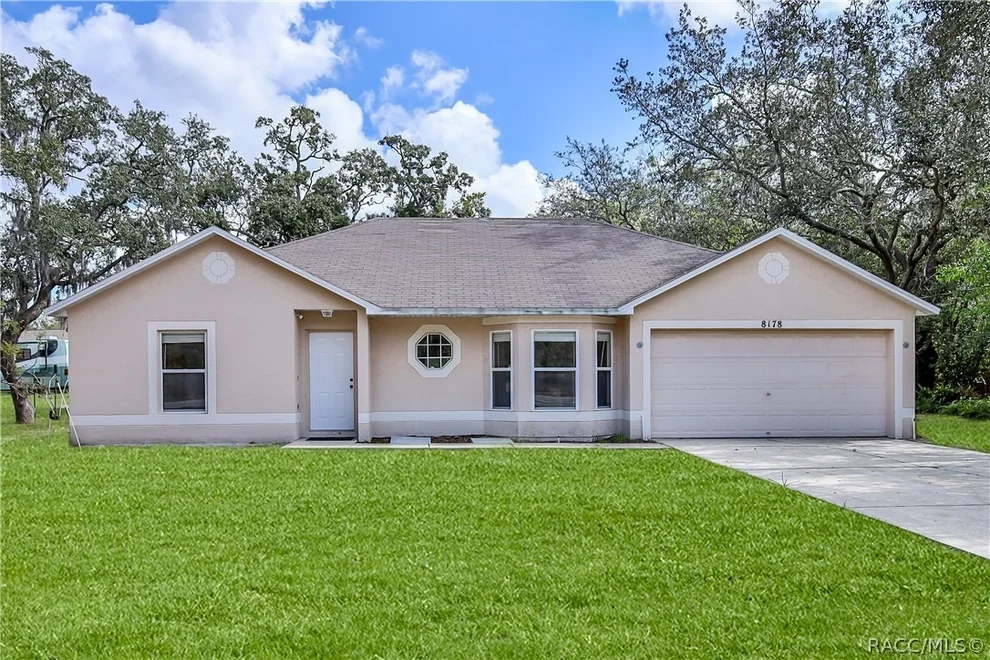 Unit for sale at 8178 Pinehurst Drive, Spring Hill, FL 34606