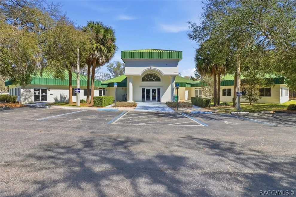 Unit for sale at 2455 N Citrus Hills Boulevard, Hernando, FL 34442