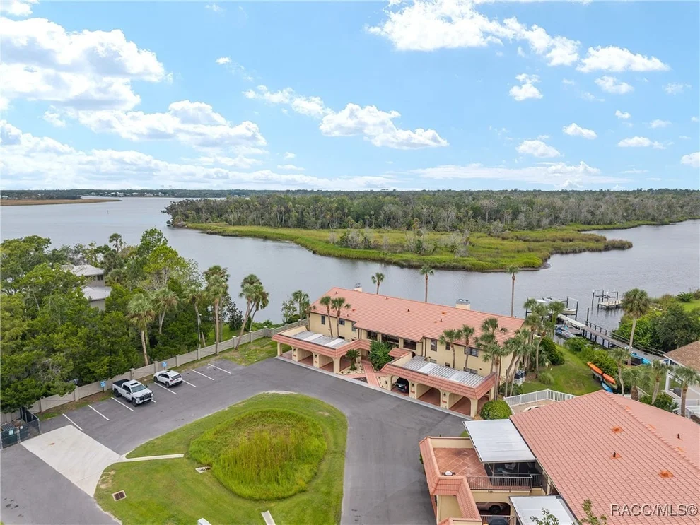 Unit for sale at 362 NW 14th Place, Crystal River, FL 34428
