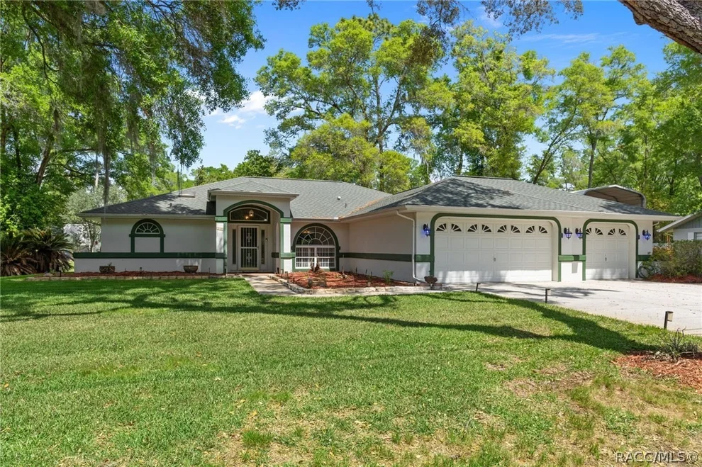 Unit for sale at 310 W Inverness Boulevard, Inverness, FL 34452