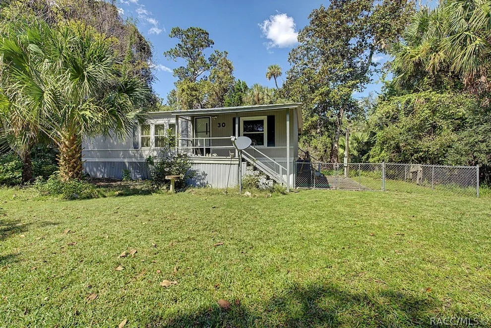 Unit for sale at 30 Knotts Way, Yankeetown, FL 34498