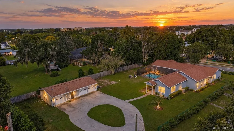 Unit for sale at 302 S Apopka Avenue, Inverness, FL 34452