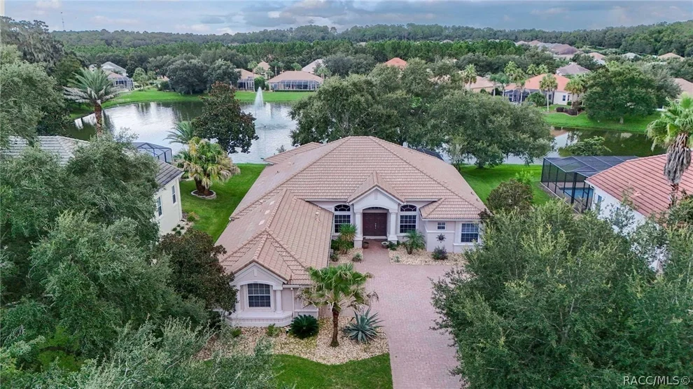 Unit for sale at 1041 W Beagle Run Loop, Hernando, FL 34442