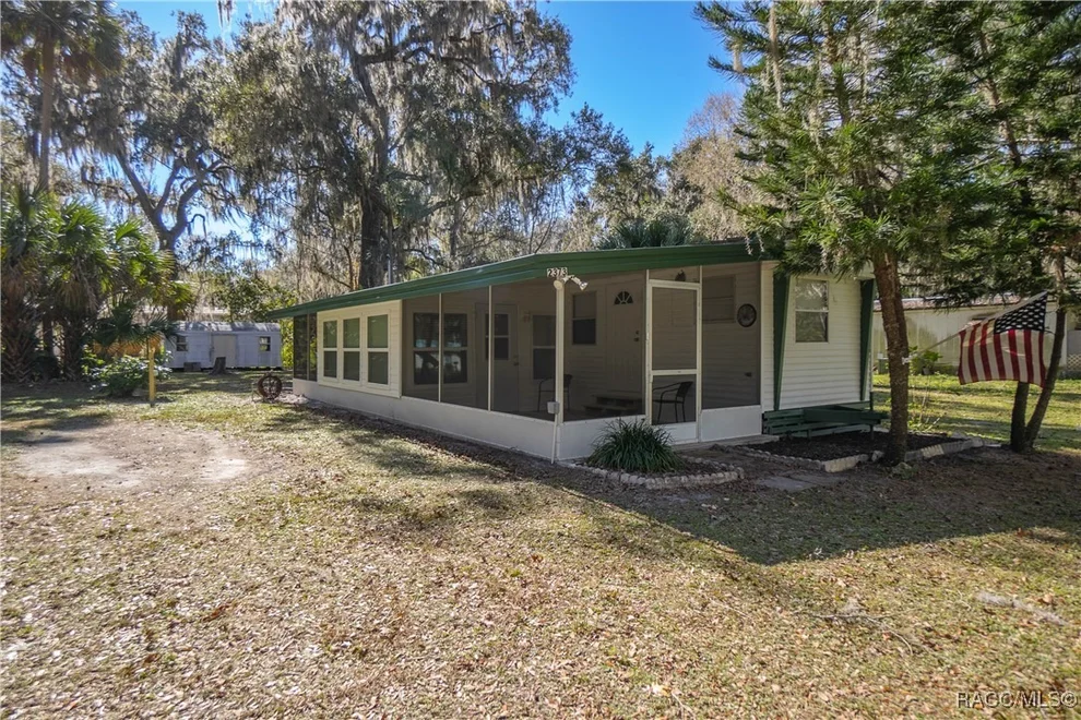 Unit for sale at 2373 Cr 401, Lake Panasoffkee, FL 33538