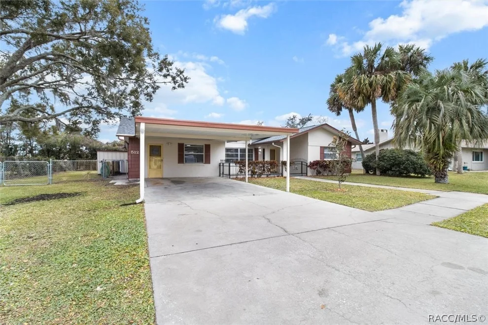 Unit for sale at 512 SE Paradise Point Road, Crystal River, FL 34429