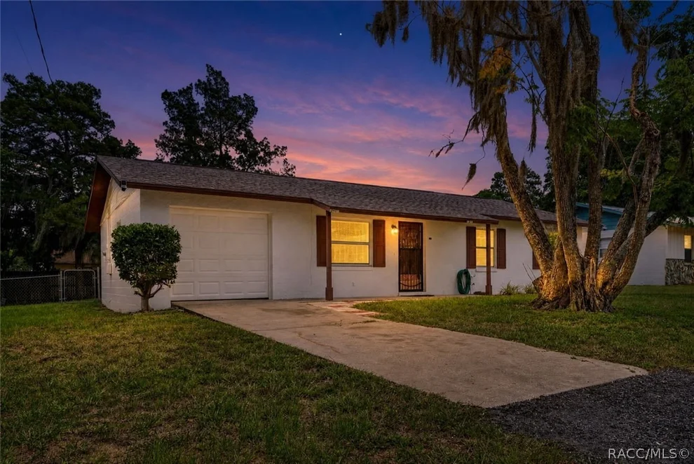 Unit for sale at 2319 S Tennyson Point, Homosassa, FL 34448