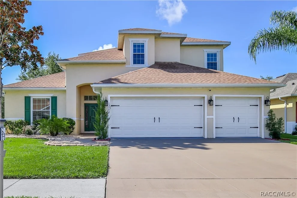 Unit for sale at 13772 Dunwoody Drive, Spring Hill, FL 34609