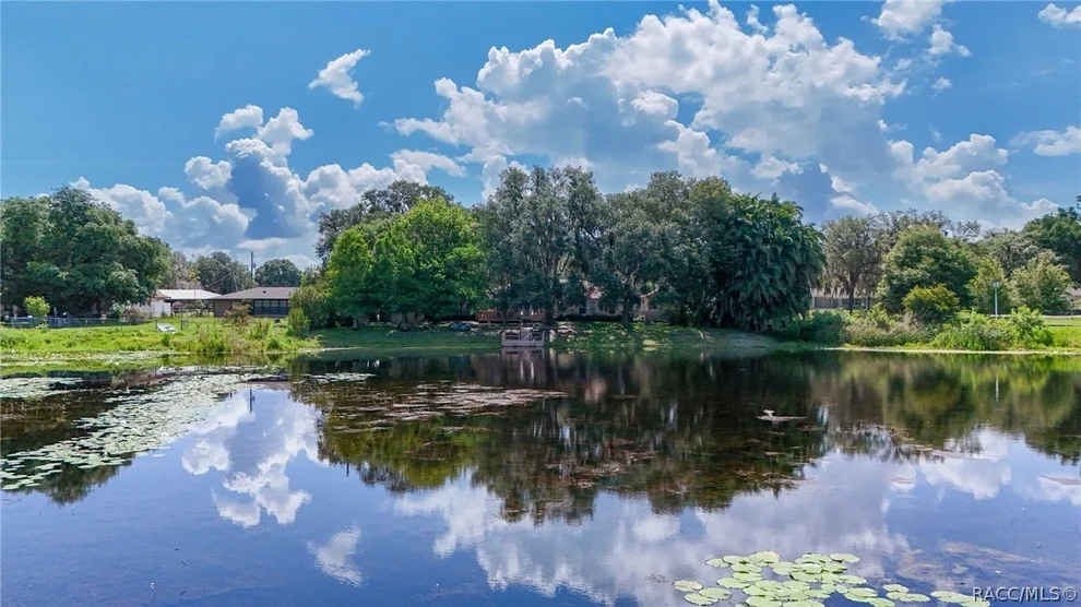 Unit for sale at 7735 E Allen Drive, Inverness, FL 34450