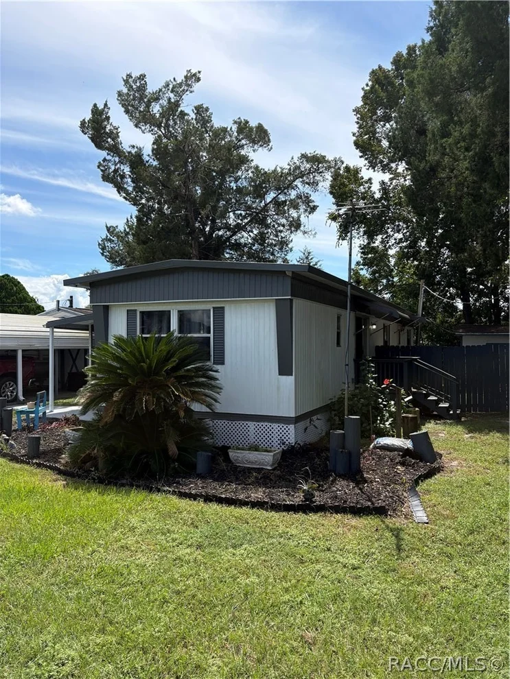 Unit for sale at 10028 E Bluegill Court, Inverness, FL 34450