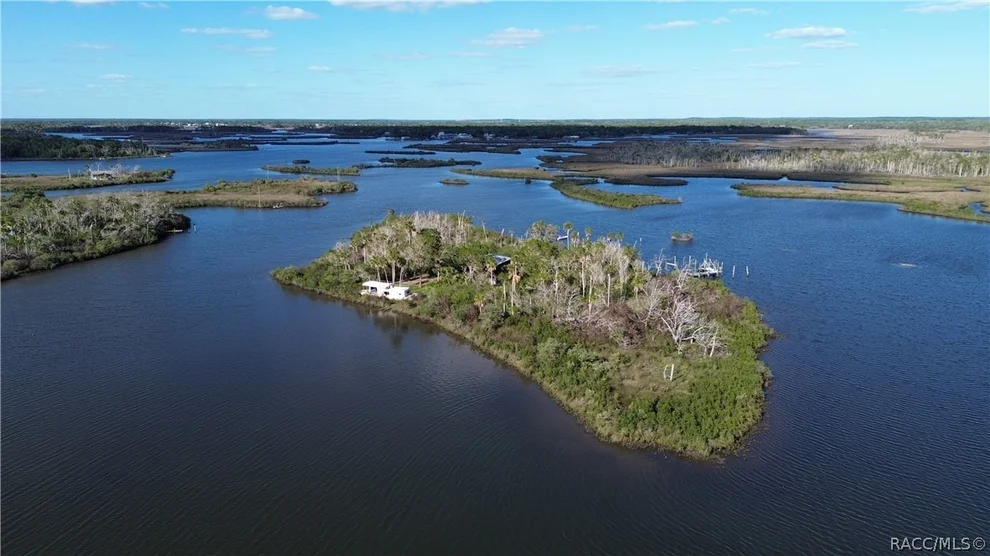Unit for sale at 7472 W Thunderbird Island, Homosassa, FL 34448