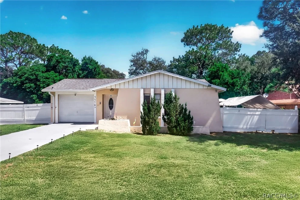 Unit for sale at 5579 W Pine Circle, Crystal River, FL 34429