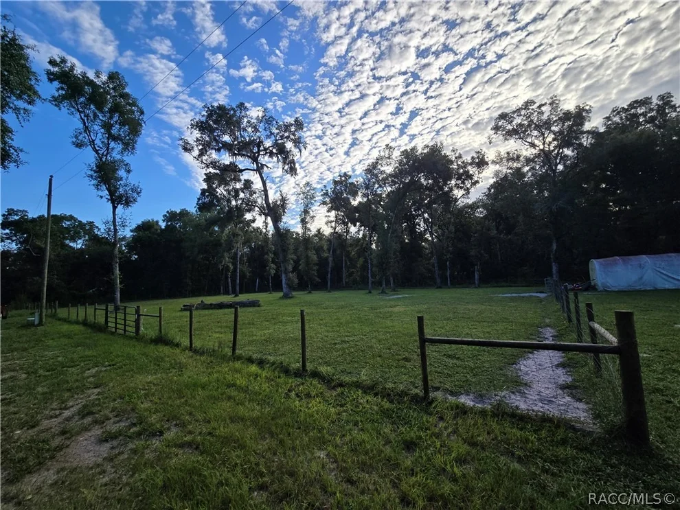 Unit for sale at 4689 & 4713 S Ironwood Point, Inverness, FL 34450